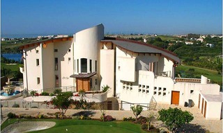 Contemporary luxury villa for sale, frontline golf, Marbella - Benahavis 1
