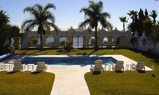 Prestige beachfront villa for sale, Puerto Banus - Marbella 2