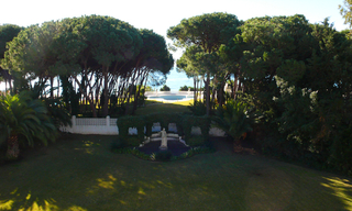 Beachfront villa property for sale, beachside Golden Mile, near Marbella centre 2