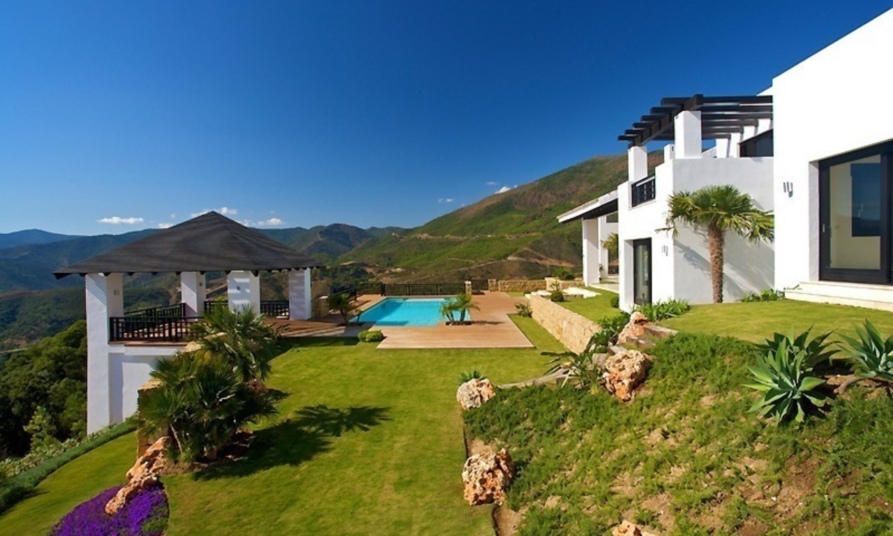 Newly built modern villa for sale, exclusive golf resort, Benahavis - Marbella 0