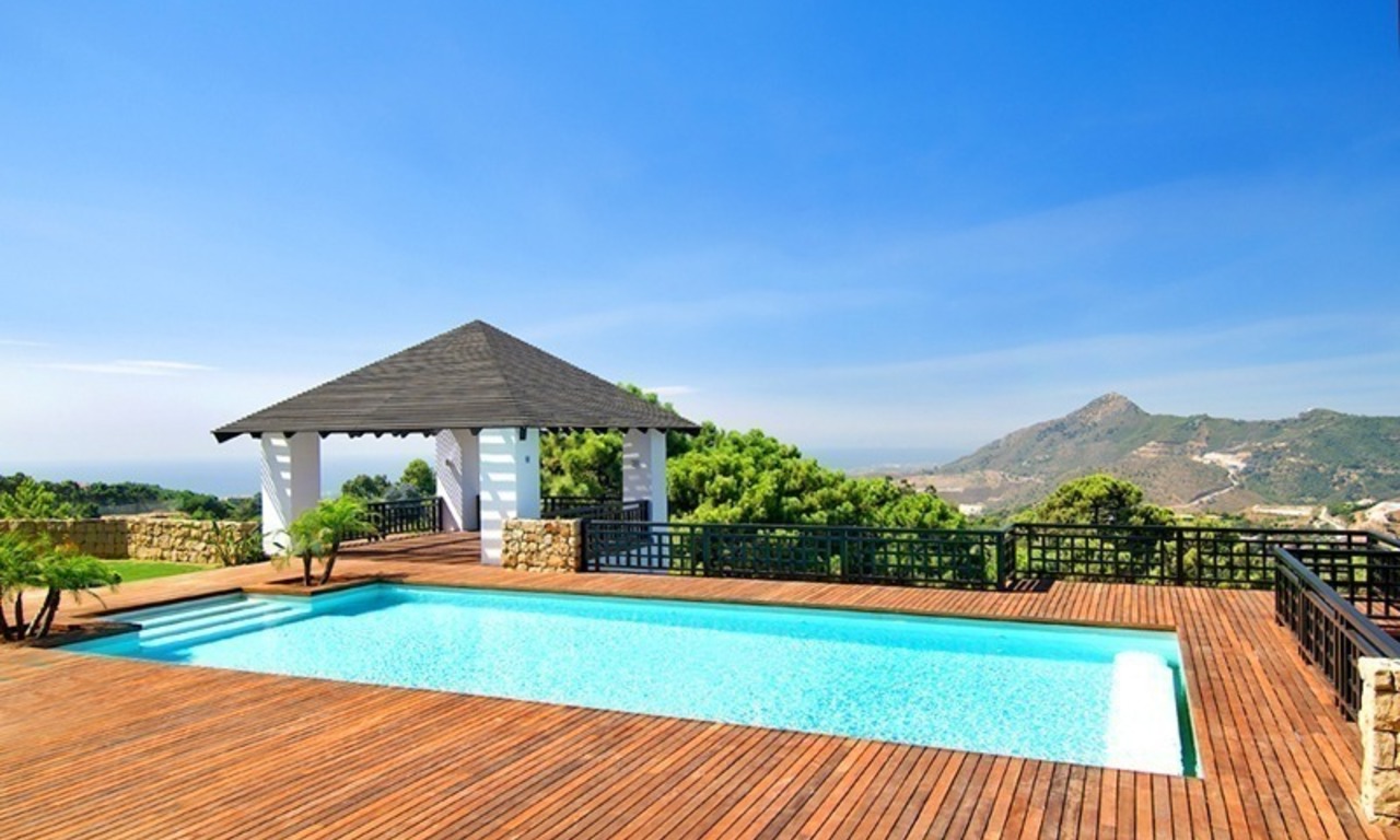 Newly built modern villa for sale, exclusive golf resort, Benahavis - Marbella 8