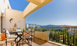 Modern luxury apartments and penthouses for sale in Marbella east with sea view 5
