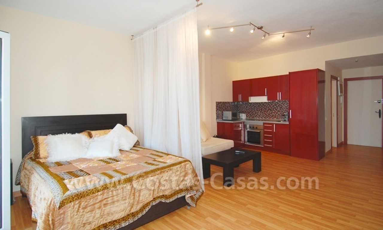 Studio apartment for sale in a beachfront complex in Puerto Banus - Marbella 8
