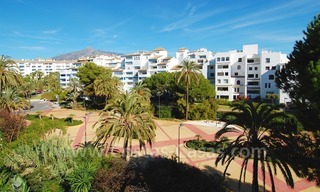 Studio apartment for sale in a beachfront complex in Puerto Banus - Marbella 2