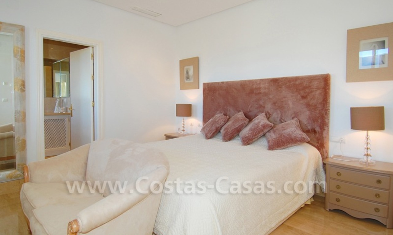 Contemporary style luxury villa for sale in Marbella 15