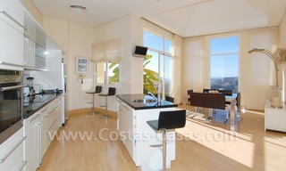 Contemporary style luxury villa for sale in Marbella 11