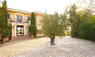 Exclusive villa for sale with a panoramic views, prestigious gated community, Marbella – Benahavis 15