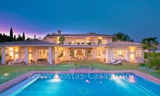 Exclusive villa for sale with a panoramic views, prestigious gated community, Marbella – Benahavis 1