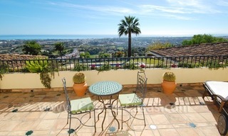 Exclusive villa for sale with a panoramic views, prestigious gated community, Marbella – Benahavis 12