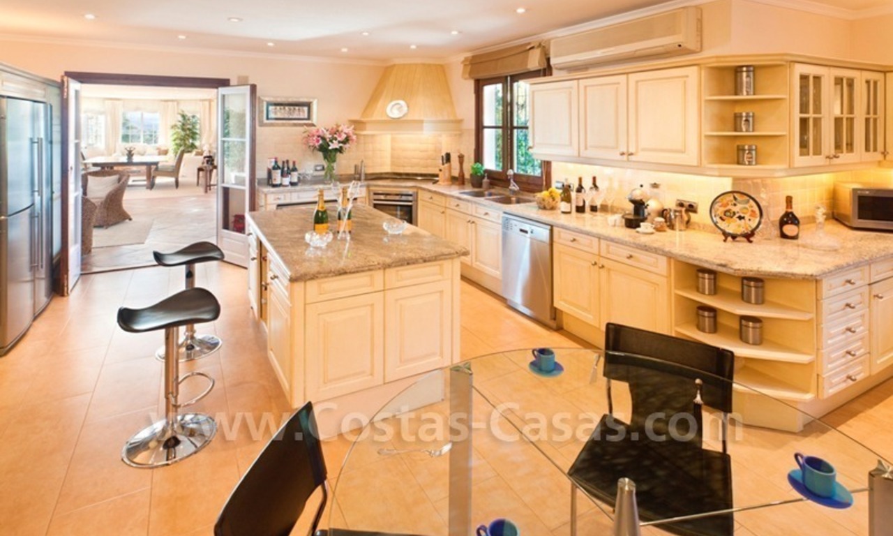 Exclusive villa for sale with a panoramic views, prestigious gated community, Marbella – Benahavis 29
