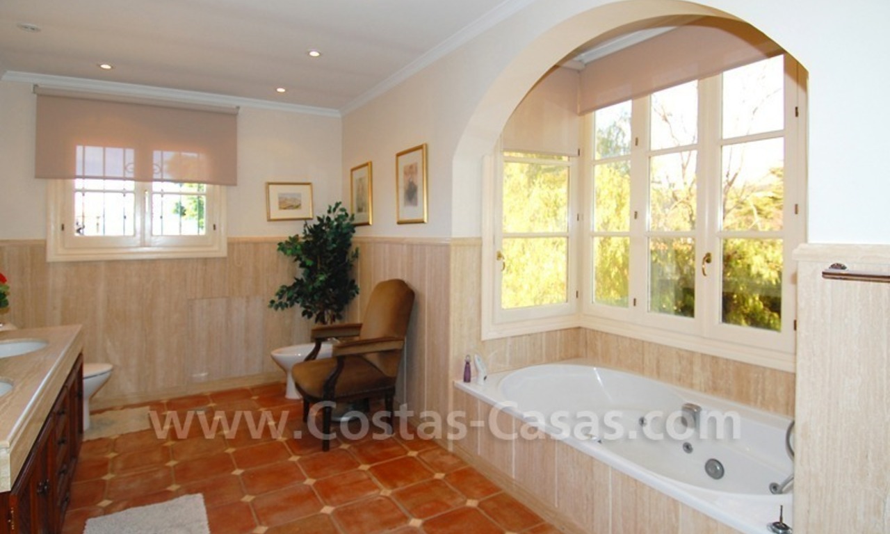 Exclusive villa for sale with a panoramic views, prestigious gated community, Marbella – Benahavis 25