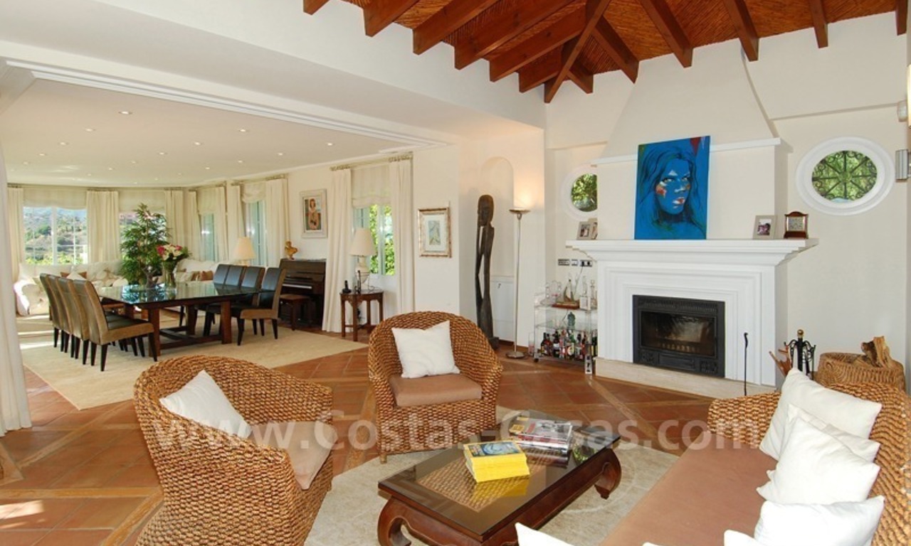 Exclusive villa for sale with a panoramic views, prestigious gated community, Marbella – Benahavis 18