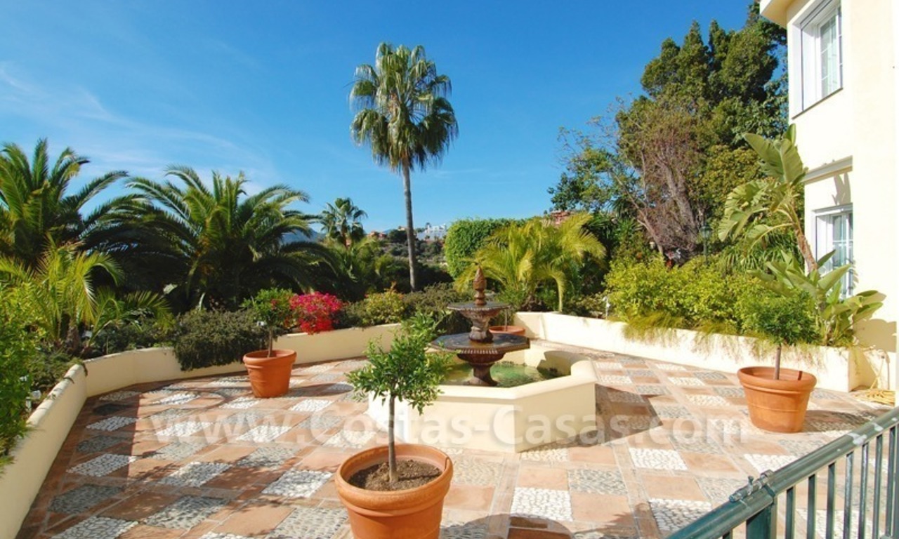 Exclusive villa for sale with a panoramic views, prestigious gated community, Marbella – Benahavis 23