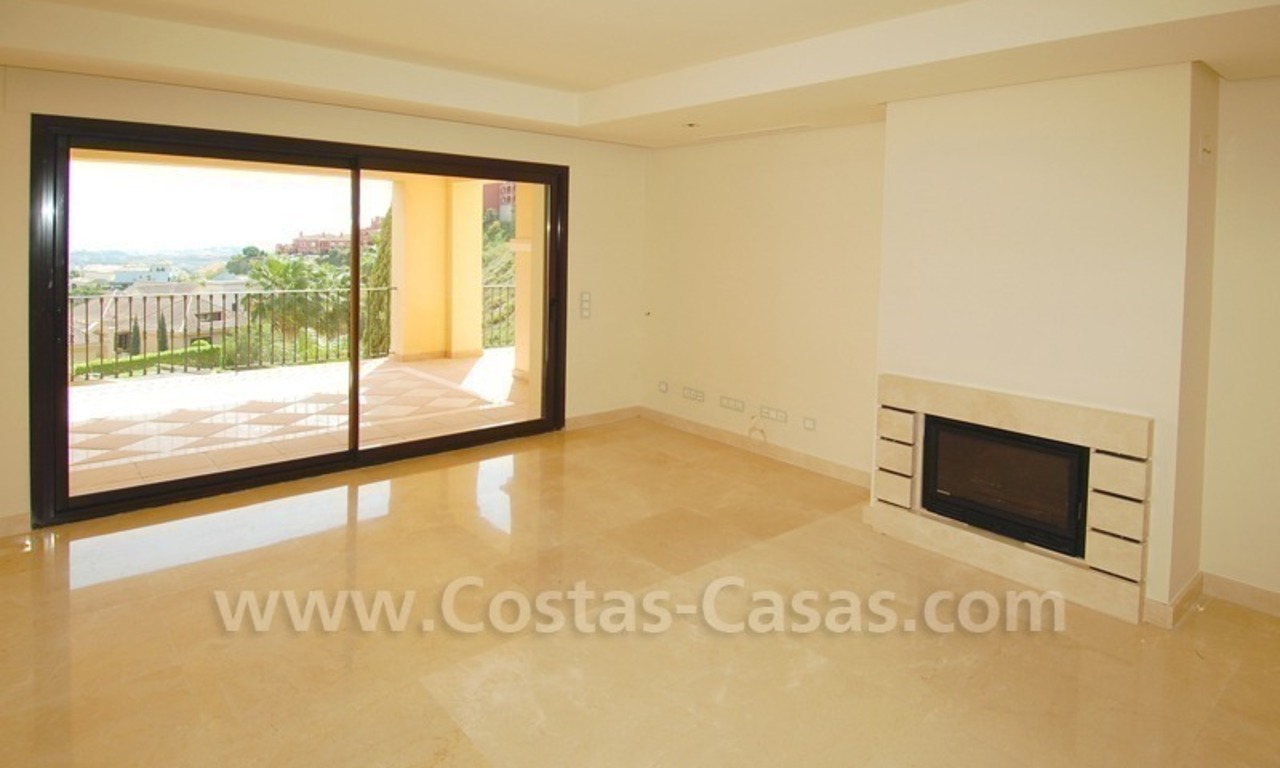 Modern luxury apartment for sale with spectacular sea views, Golf resort Marbella 6