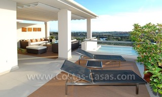 Modern luxury golf apartments with sea views for sale in the area of Marbella - Benahavis 12