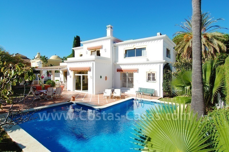 Villa for sale close to the beach in the area of Marbella – Estepona