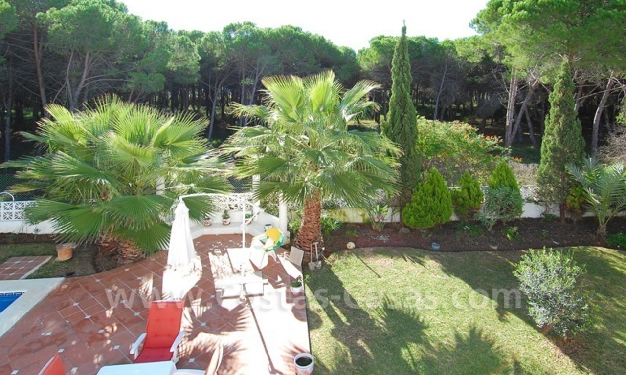 Villa for sale close to the beach in the area of Marbella – Estepona 6
