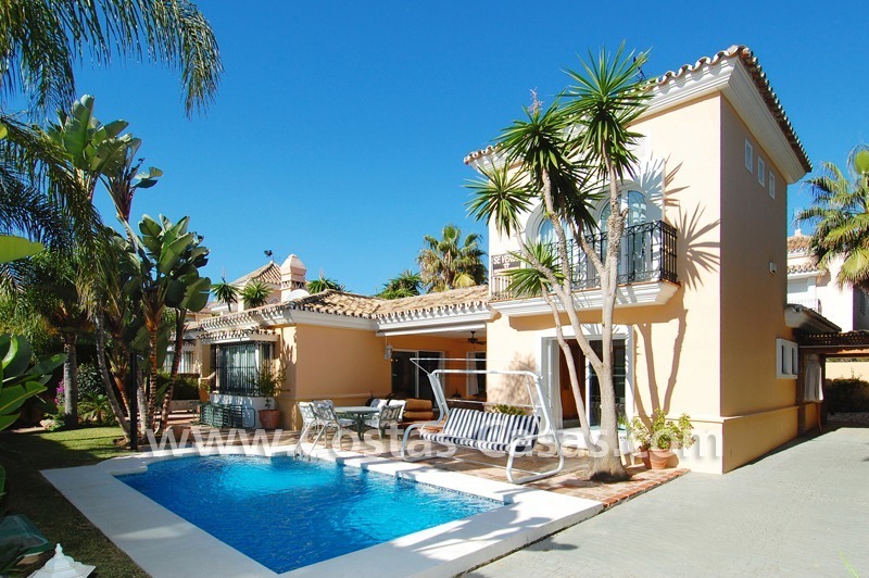 Beachside villa for sale close to the beach in Marbella