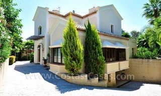 Exclusive villa for sale, beachside Golden Mile in Marbella 9
