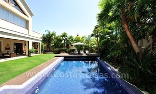 Exclusive villa for sale, beachside Golden Mile in Marbella 2