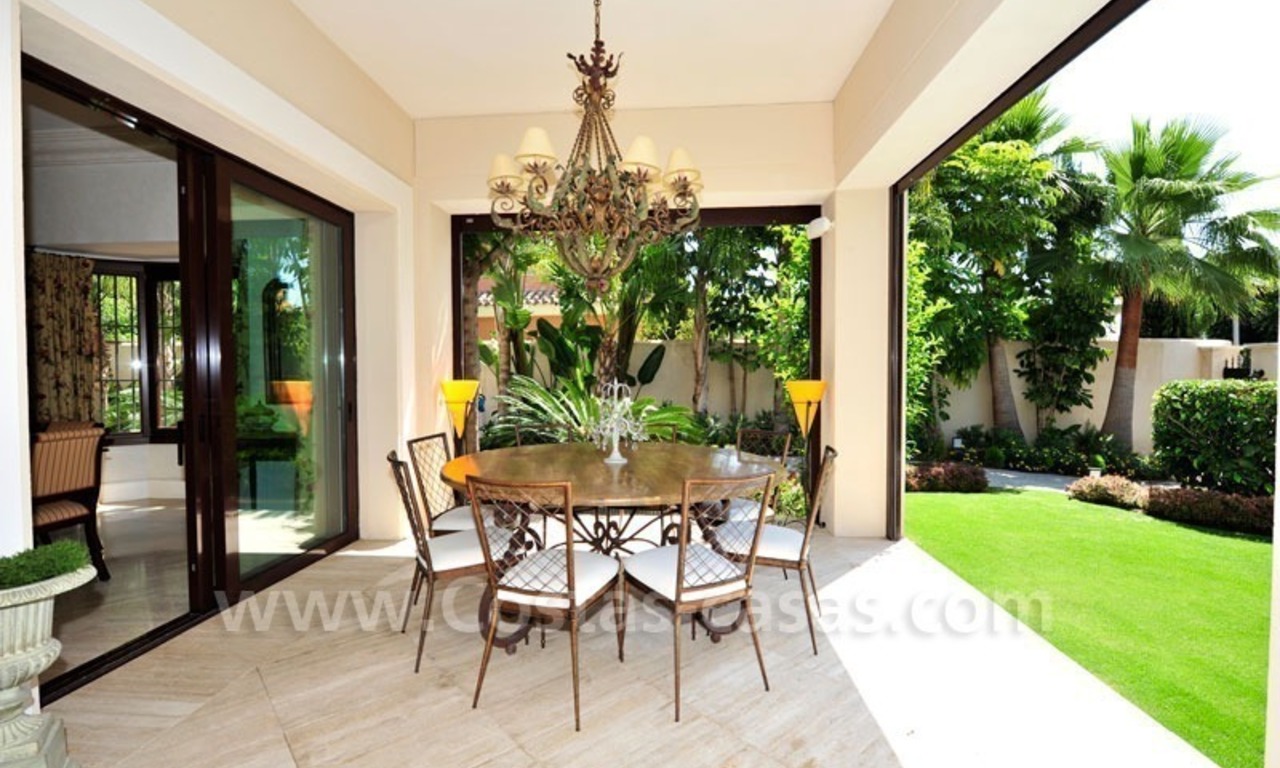 Exclusive villa for sale, beachside Golden Mile in Marbella 7