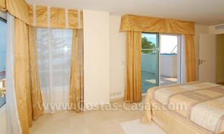 Beachfront apartments and penthouse for sale in a front line beach complex on the New Golden Mile, Marbella - Estepona 11