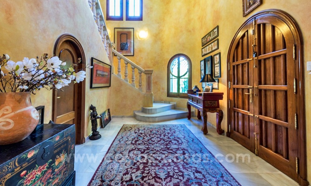 Great classic style villa for sale in El Madroñal, Benahavis - Marbella 22029