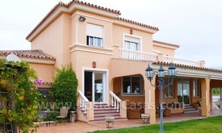 Villa for sale close to a few golf courses in a well known area in Estepona – Marbella – Benahavis 0