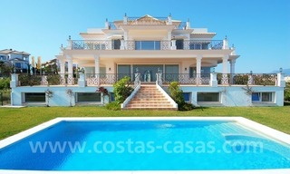 Spacious luxury villa for sale, golf resort, Benahavis – Marbella – Estepona on the Costa del Sol. 0