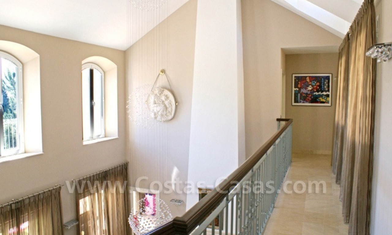 Luxury villa to buy in Nueva Andalucia - Marbella 5