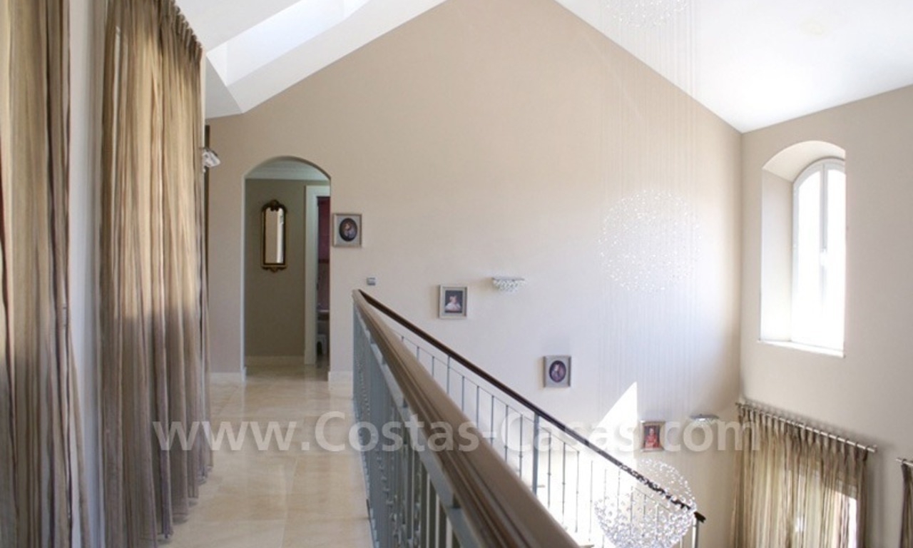 Luxury villa to buy in Nueva Andalucia - Marbella 6