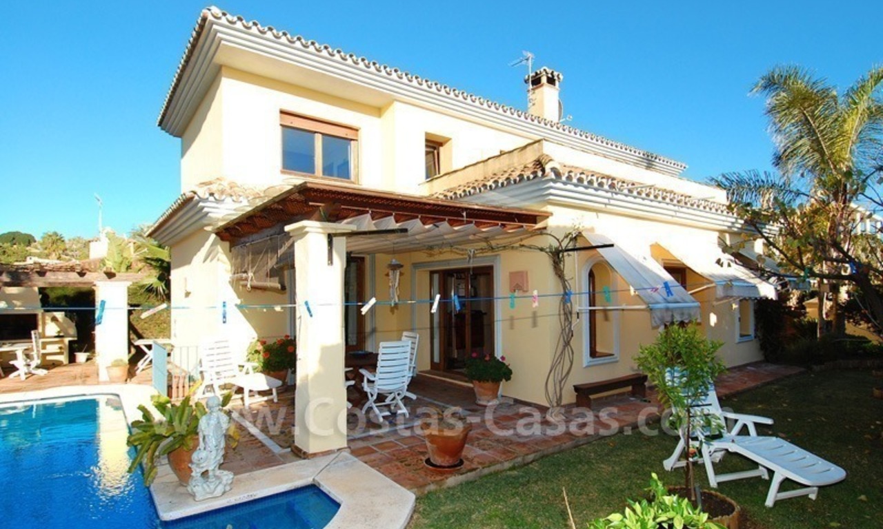 Beachside villa for sale, close to the beach in Marbella east 1