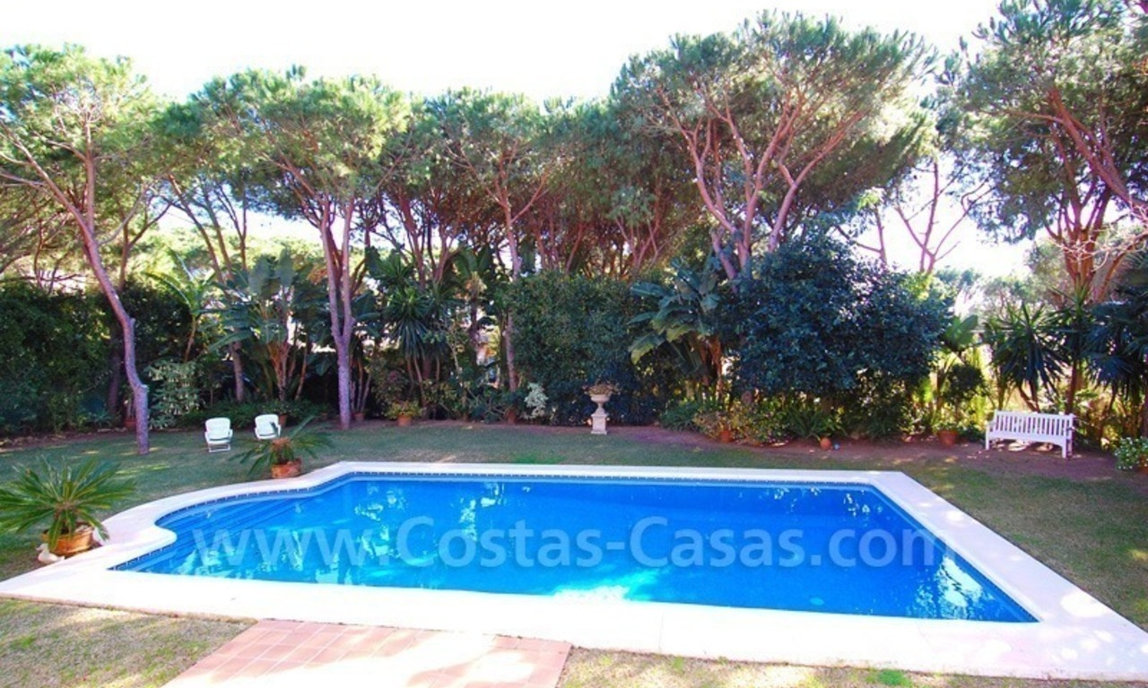 Spacious luxury villa for sale in Marbella east 3
