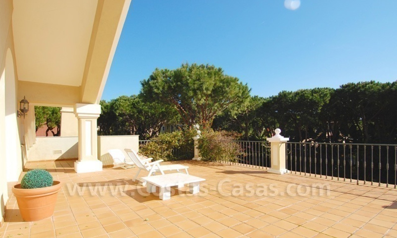 Spacious luxury villa for sale in Marbella east 9