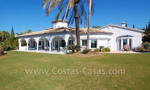 Breathtaking immaculate contemporary style villa for sale in Marbella on a large plot with sea view 