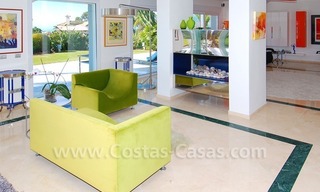 Breathtaking immaculate contemporary style villa for sale in Marbella on a large plot with sea view 12