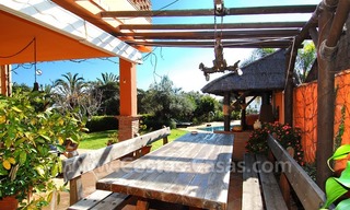 Charming beachside detached villa for sale in Eastern Marbella 3