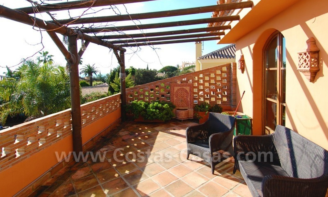 Charming beachside detached villa for sale in Eastern Marbella 19