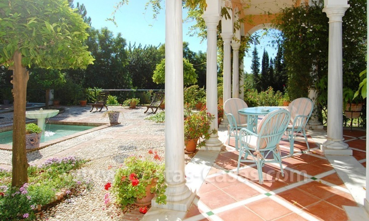 Romantic villa for sale above the Golden Mile in Marbella 1