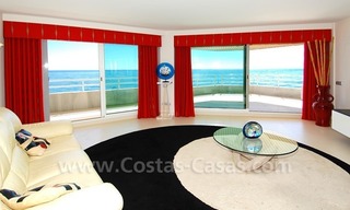 Beachfront contemporary apartment for sale, Golden Mile, Marbella 9