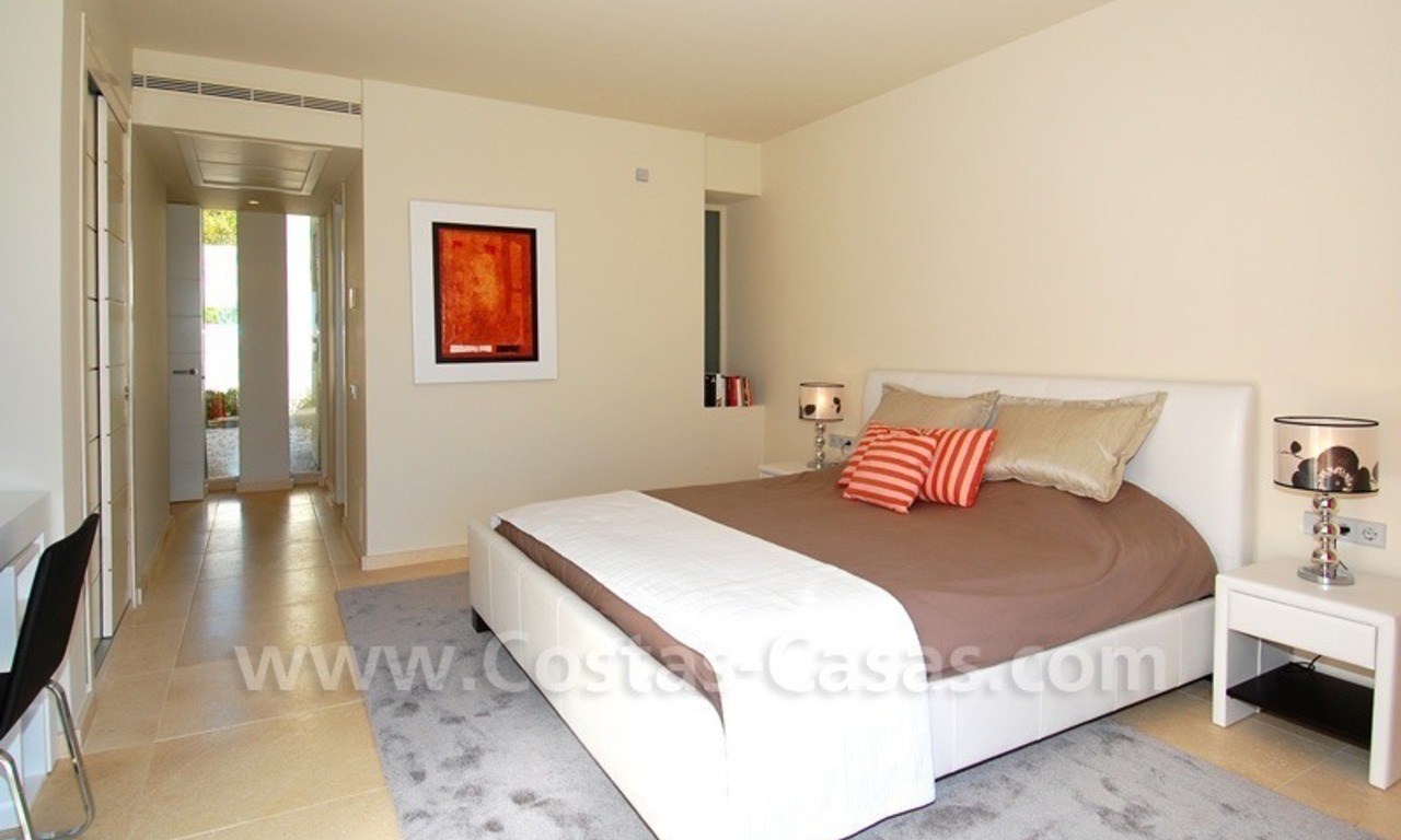 Bargain! Modern style luxury apartment for sale, golf resort, Marbella - Benahavis 23