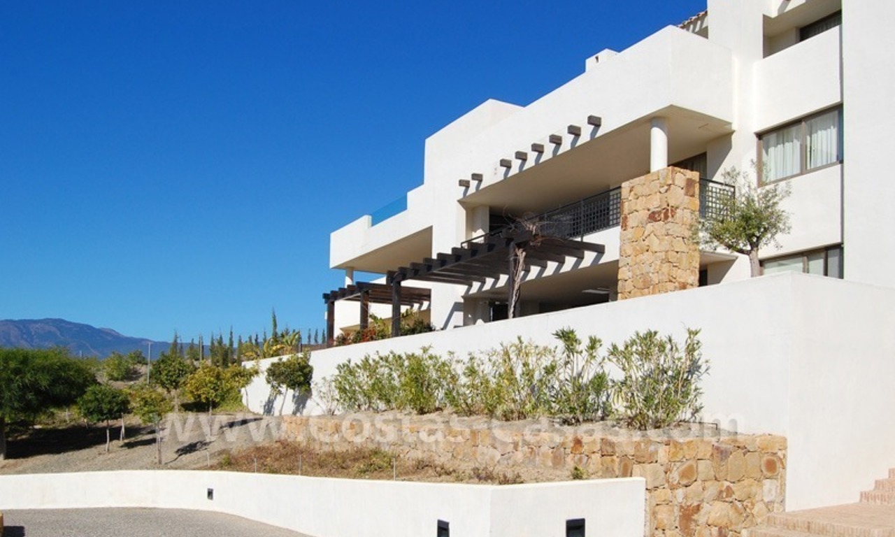 Bargain! Modern style luxury apartment for sale, golf resort, Marbella - Benahavis 4