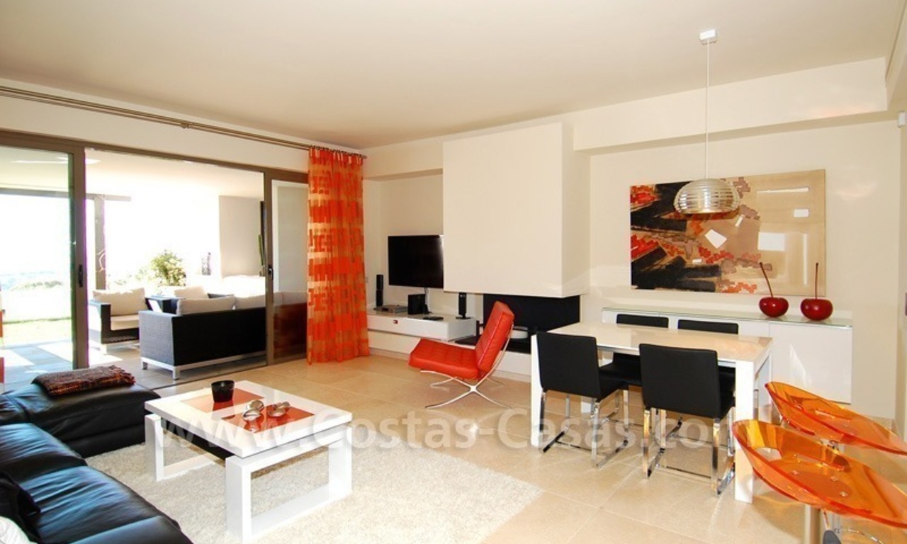 Bargain! Modern style luxury apartment for sale, golf resort, Marbella - Benahavis 16