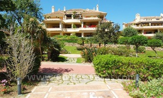 Spacious luxury apartment for sale in Nueva Andalucia, Marbella 23