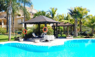Spacious luxury apartment for sale in Nueva Andalucia, Marbella 26