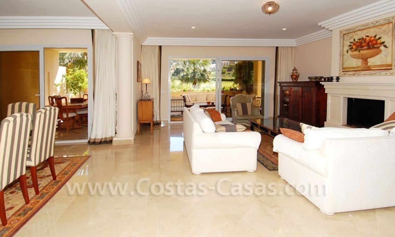 Ample luxury apartment to buy in Nueva Andalucia, Marbella 2