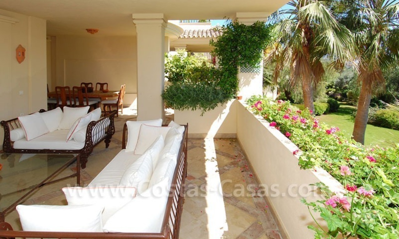 Ample luxury apartment to buy in Nueva Andalucia, Marbella 5