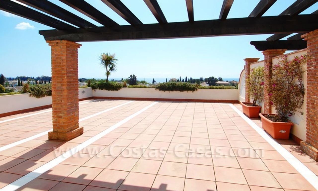 Exclusive penthouse apartment to buy on the Golden Mile in Marbella 0