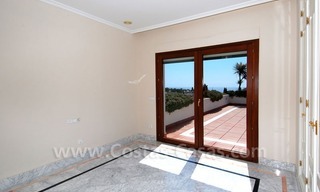 Exclusive penthouse apartment to buy on the Golden Mile in Marbella 10