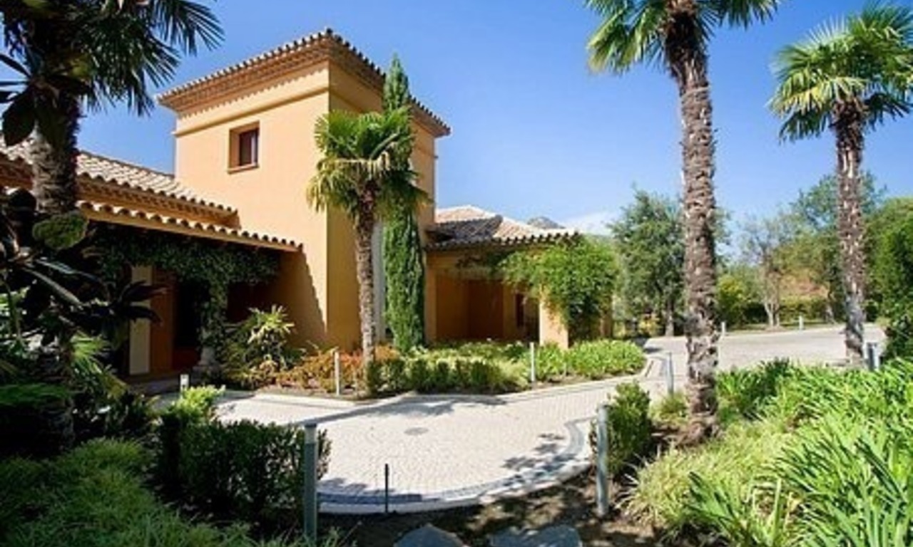 Luxury villa for sale in Golf Resort in Marbella - Benahavis 16